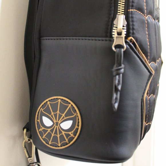 Disney’s exclusive Spider-Man: Now Way Home revisable backpack - Picture 4 of 4